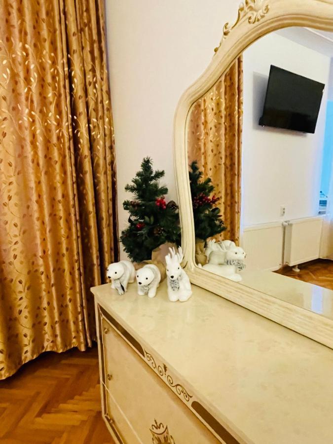 Londof Schei Apartments - Downtown Braşov Dış mekan fotoğraf