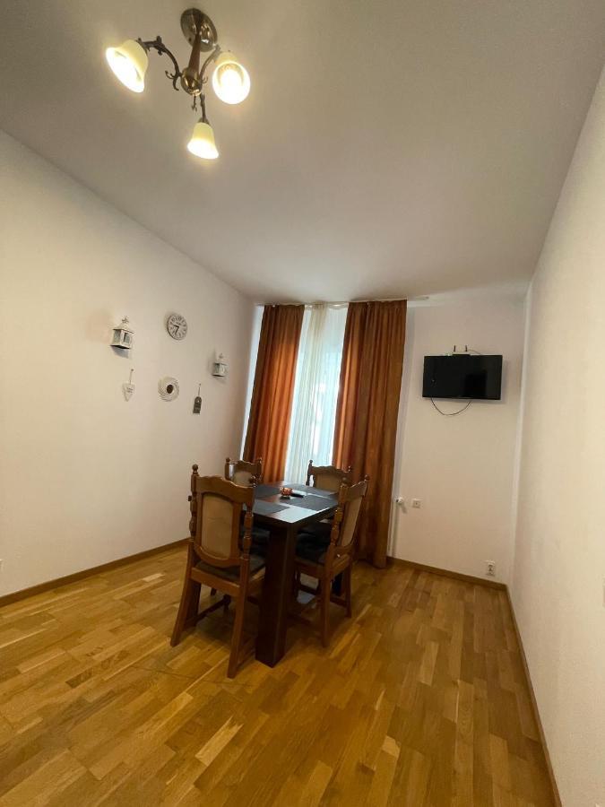 Londof Schei Apartments - Downtown Braşov Dış mekan fotoğraf